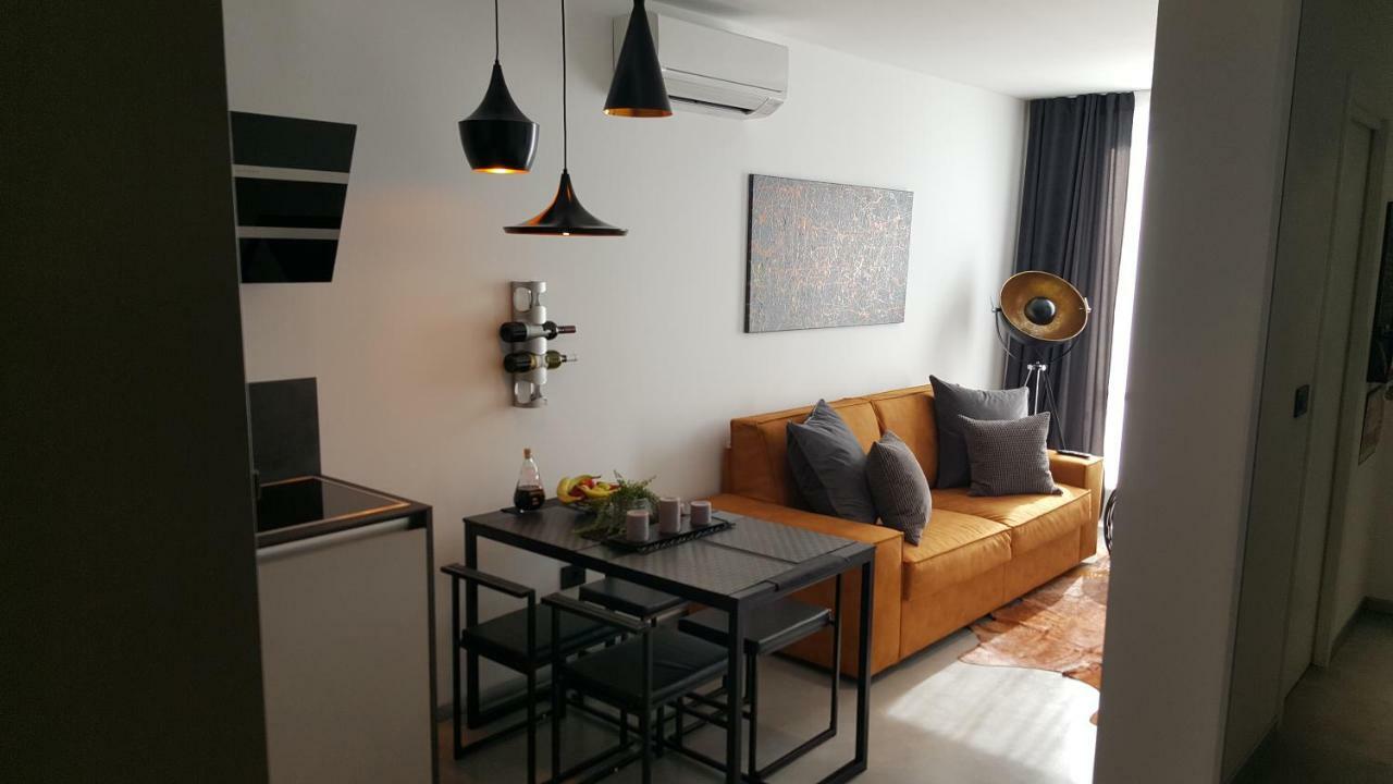 Apartman Vip, With Free Garage Parking PUY Eksteriør bilde