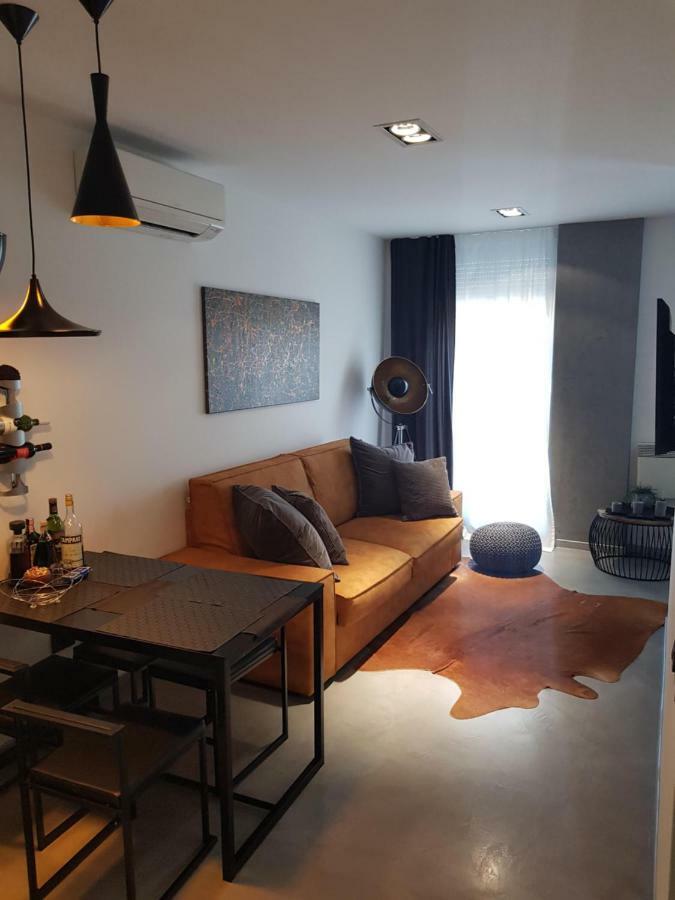 Apartman Vip, With Free Garage Parking PUY Eksteriør bilde