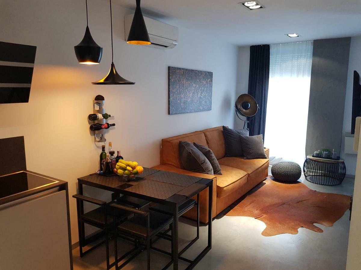 Apartman Vip, With Free Garage Parking PUY Eksteriør bilde
