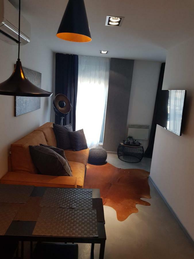 Apartman Vip, With Free Garage Parking PUY Eksteriør bilde
